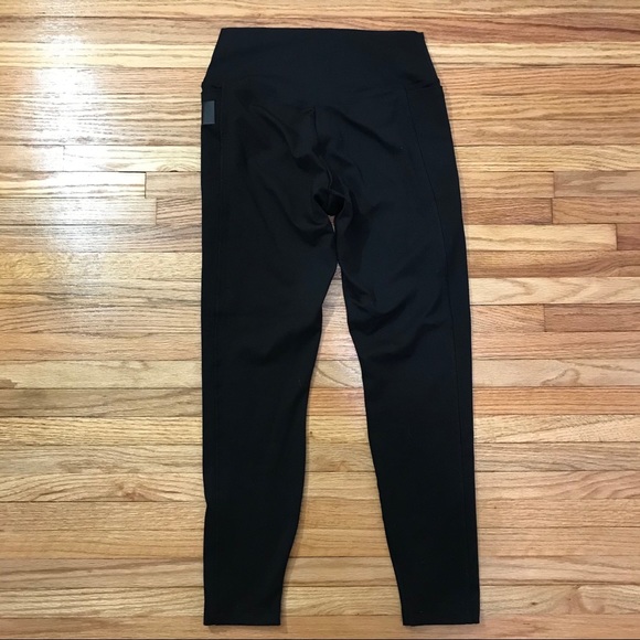 Victoria’s Secret PINK Ultimate Black Leggings - Picture 5 of 8